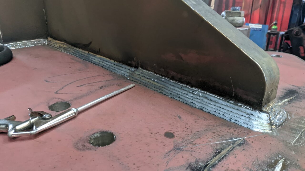 Soldadura multicordón en refuerzo estructural de acero al carbono